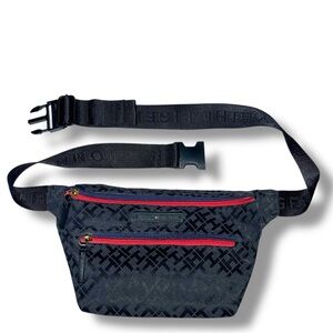 Tommy Hilfiger Logo Signature Fanny Pack Crossbody NEW
